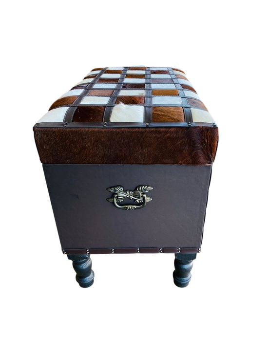 Stool with checkered top
