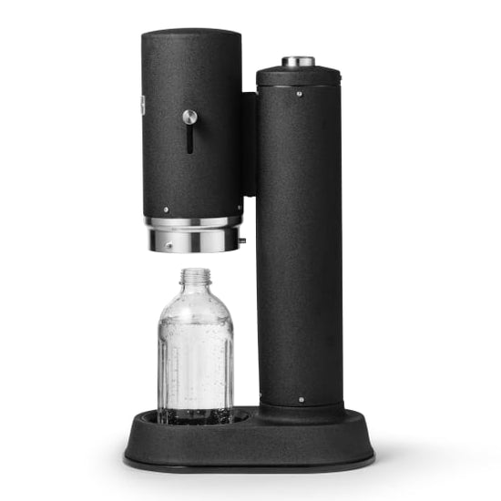 Aarke Carbonator Pro with Glass Bottle Matte Black A1082