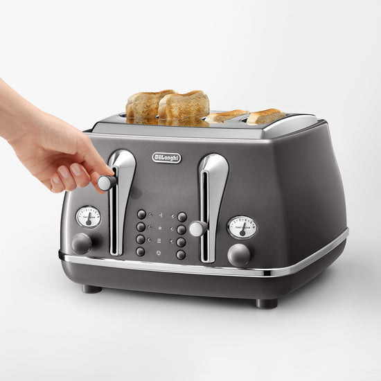 Delonghi Icona Metallics 4 Slice Toaster Grey CTOT4003.GY
