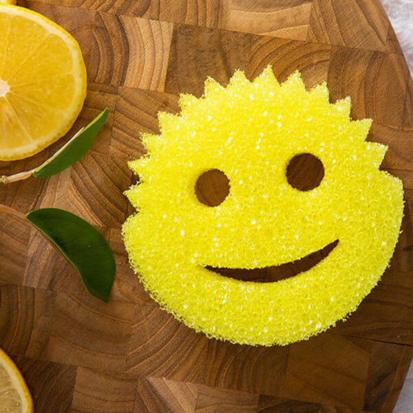 Scrub Daddy Lemon Fresh sponge in packaging